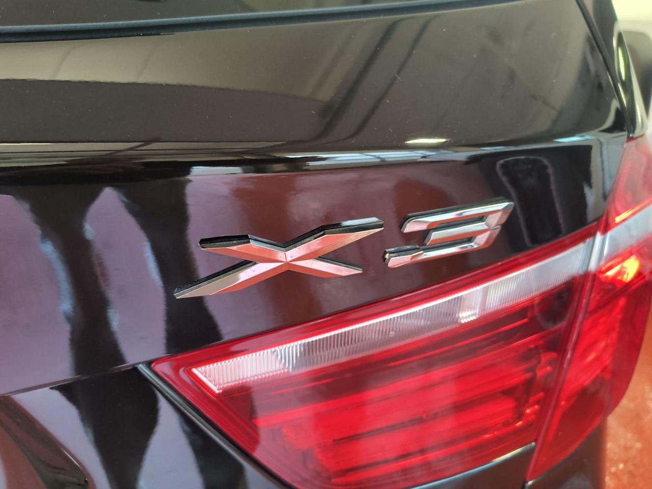 2017 BMW X3 xDrive28i Photo0