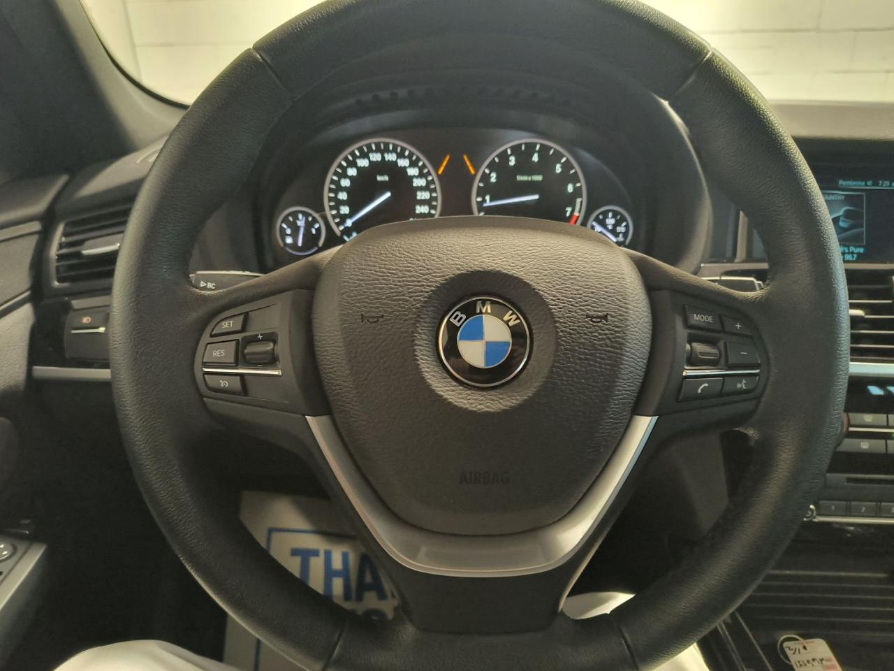 2017 BMW X3 xDrive28i Photo0