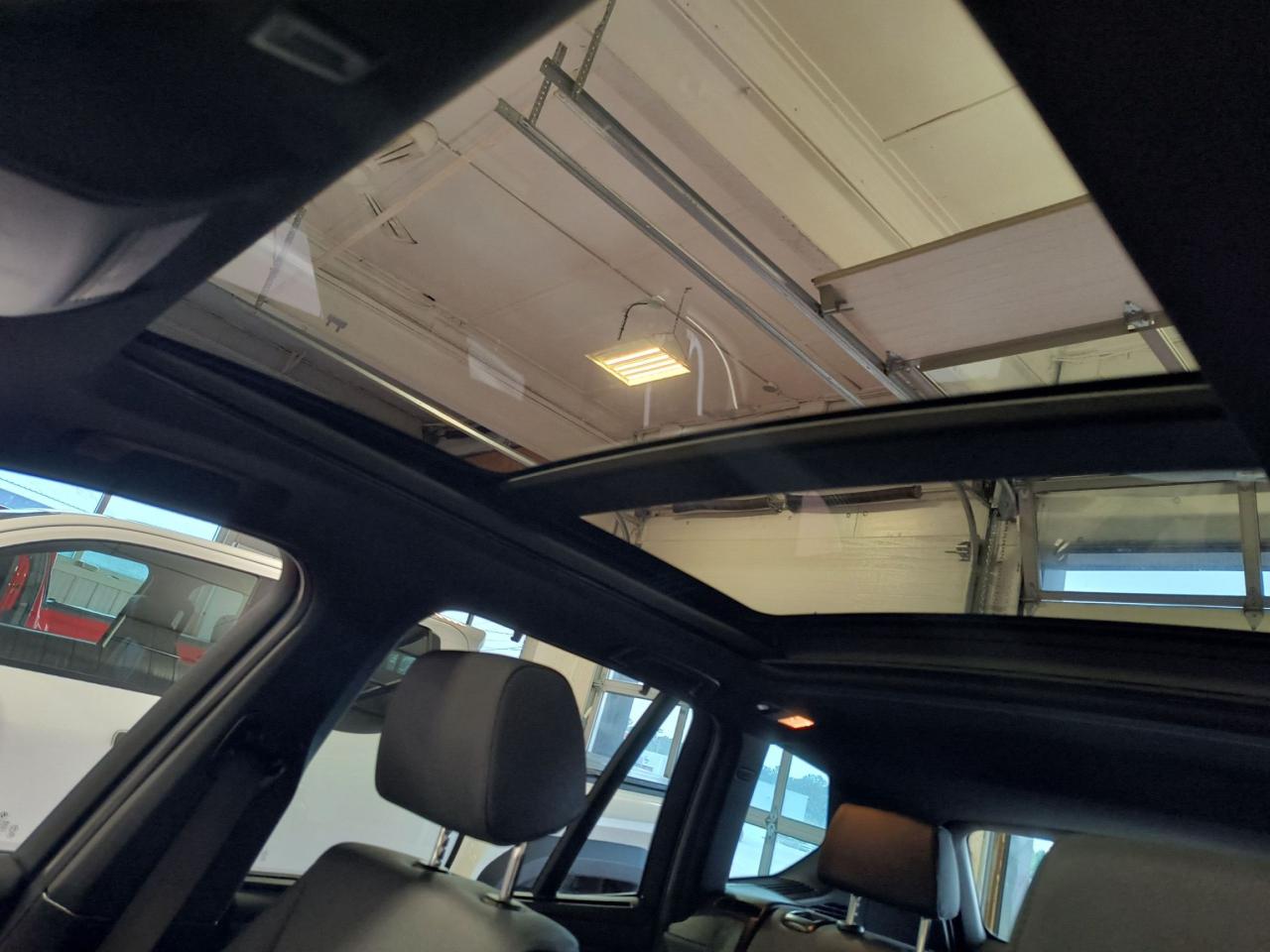 2017 BMW X3 xDrive28i Photo0