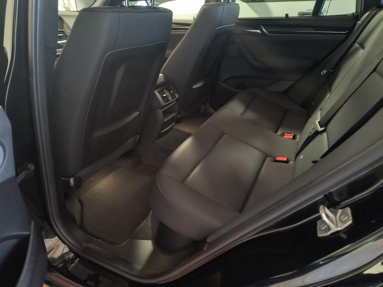 2017 BMW X3 xDrive28i Photo0