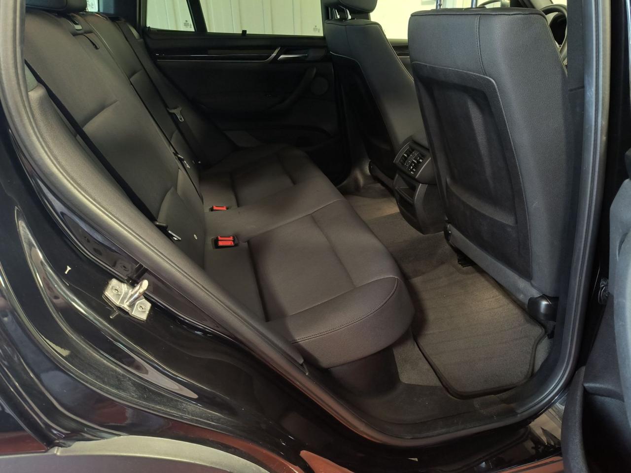 2017 BMW X3 xDrive28i Photo0