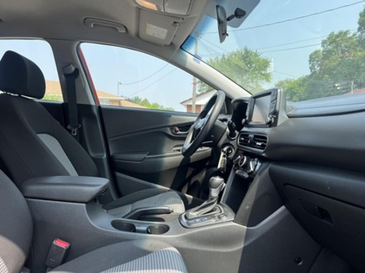 2020 Hyundai KONA Essential Photo