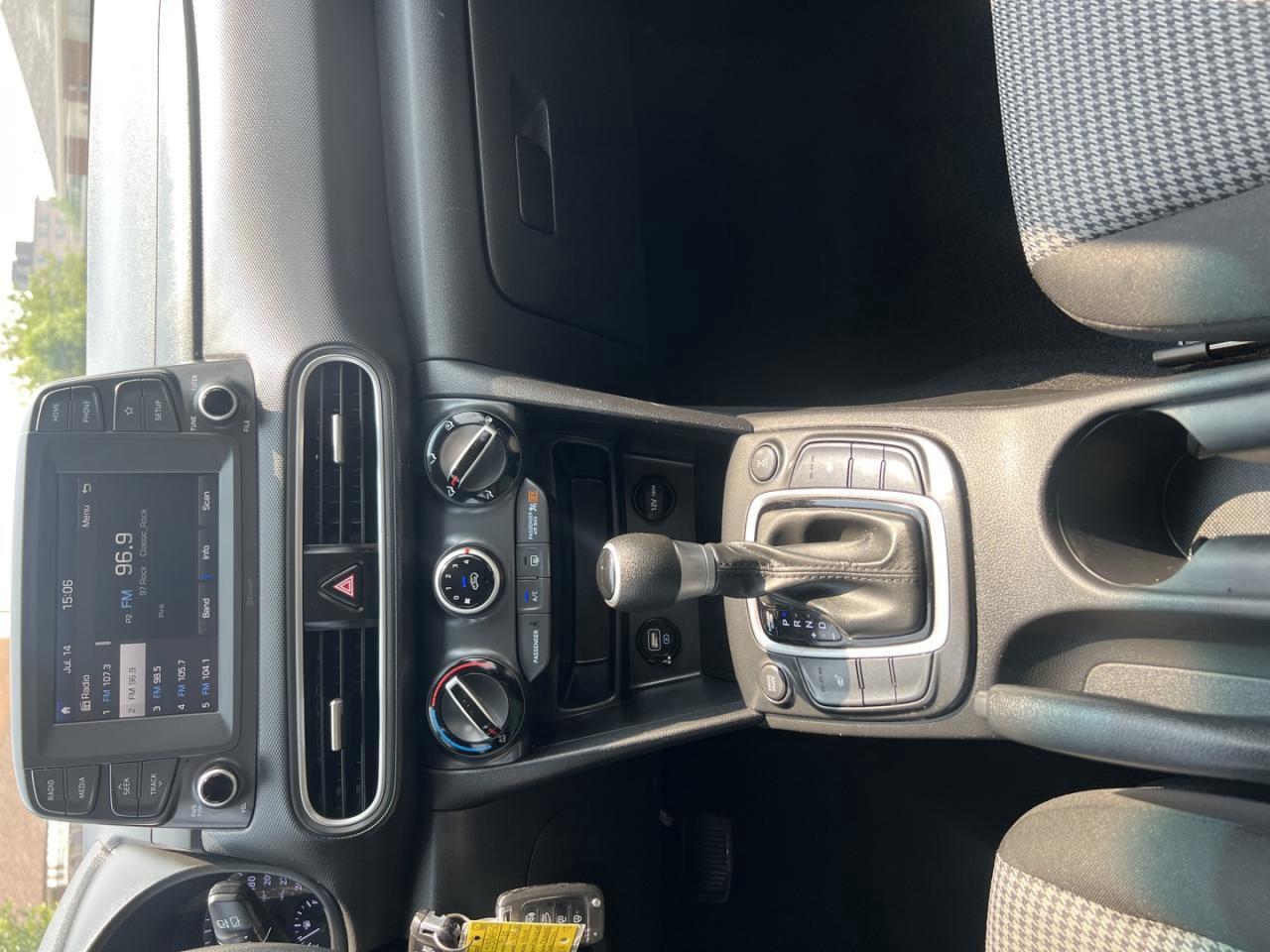 2020 Hyundai KONA 2.0L Essential AWD Photo