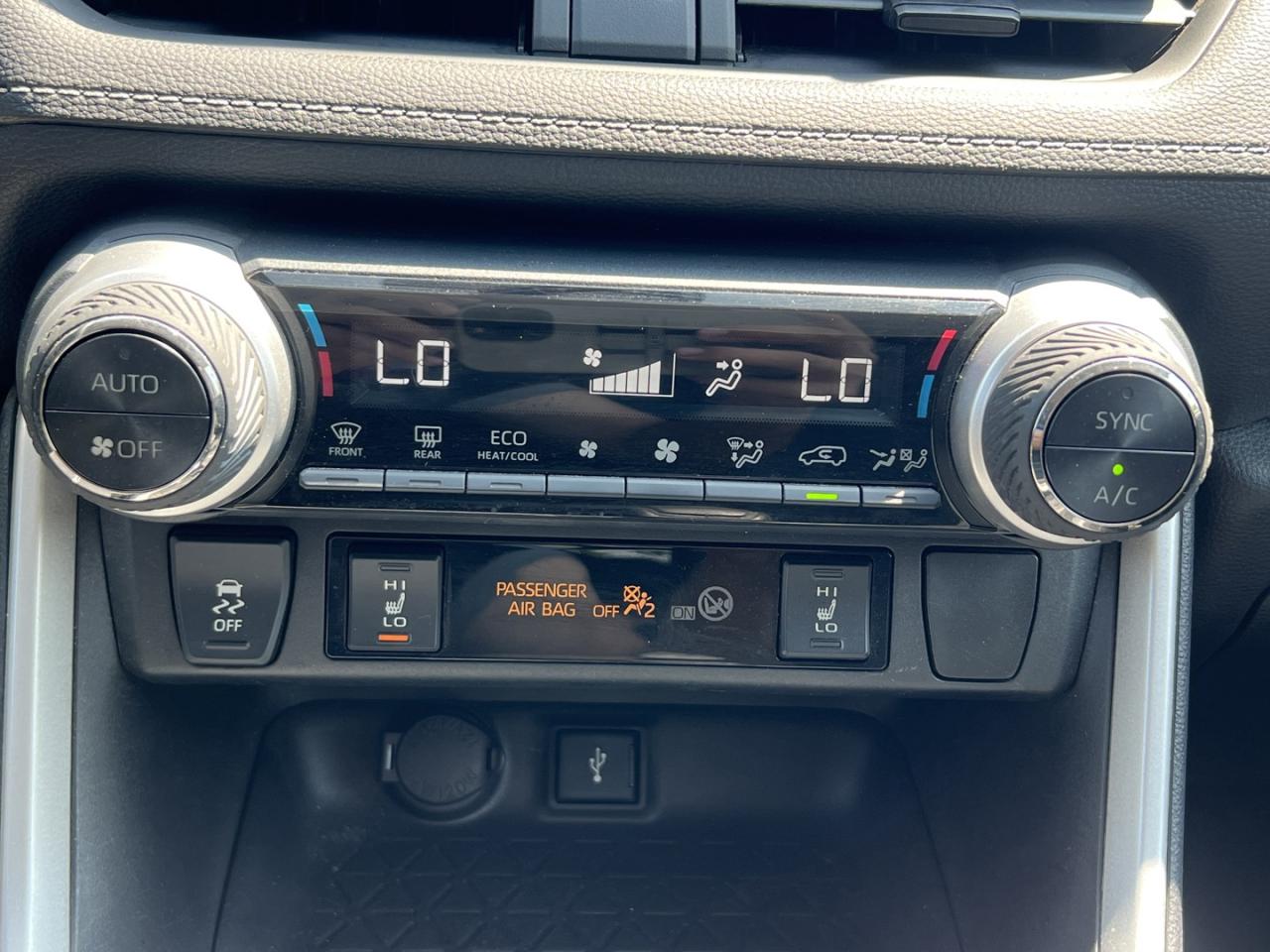 2021 Toyota RAV4 Hybrid LE AWD - Photo #23