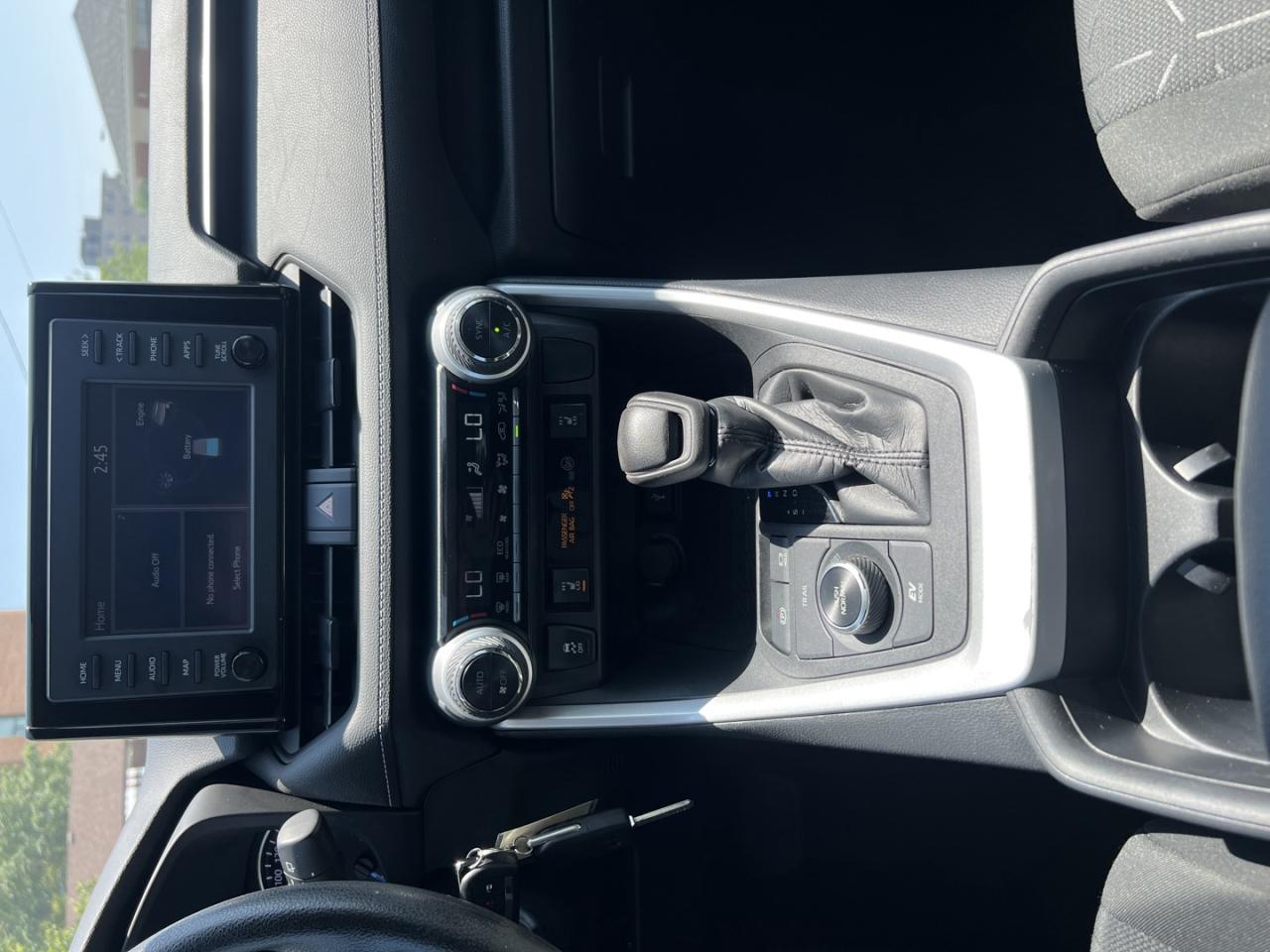 2021 Toyota RAV4 Hybrid LE AWD - Photo #24