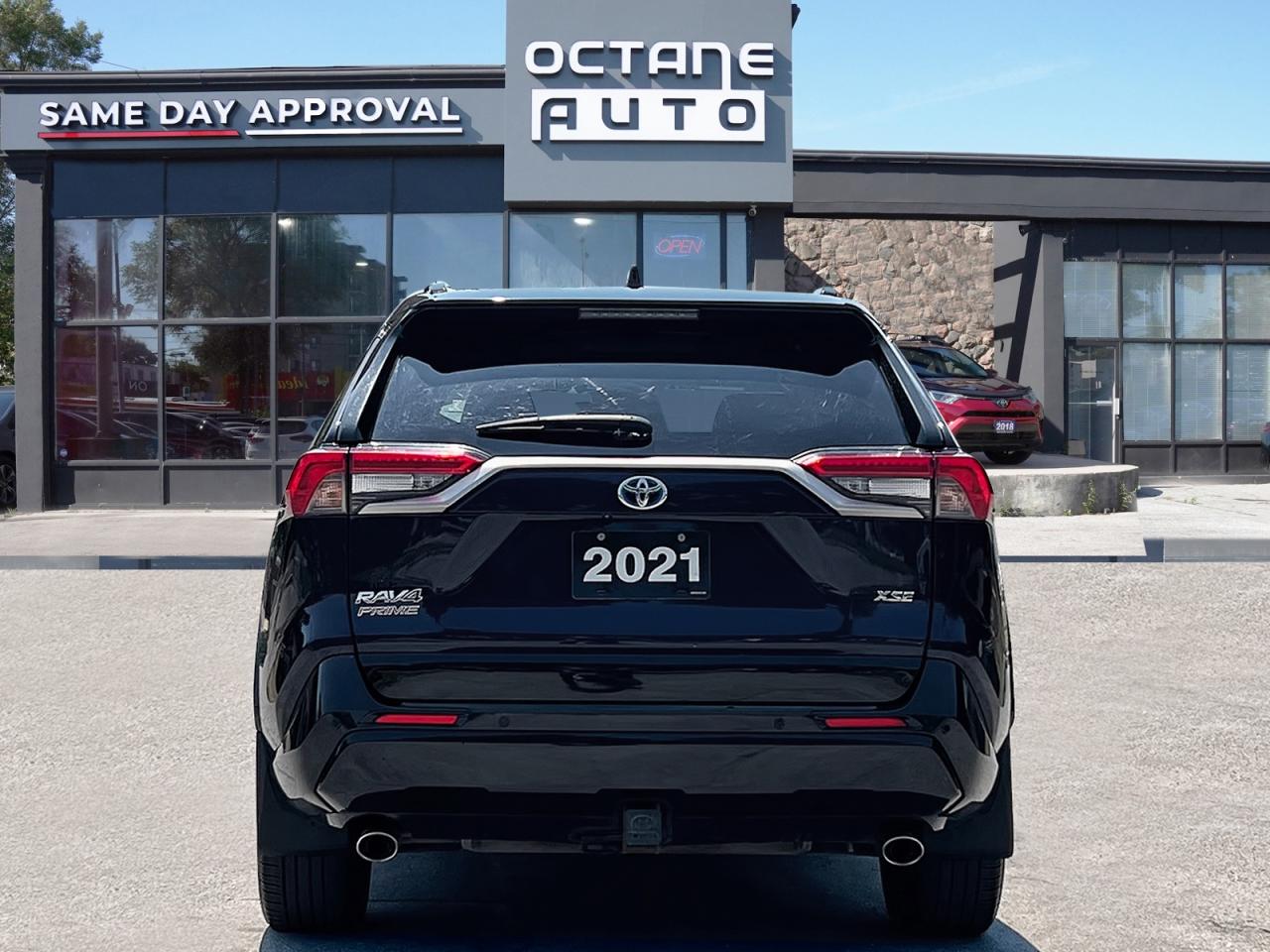 2021 Toyota RAV4 Prime XSE AWD - Photo #5