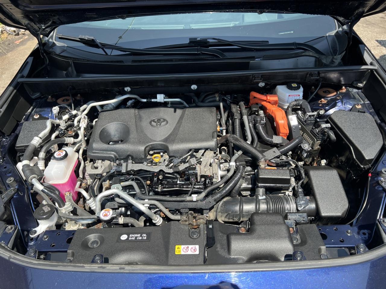 2021 Toyota RAV4 Prime XSE AWD - Photo #9