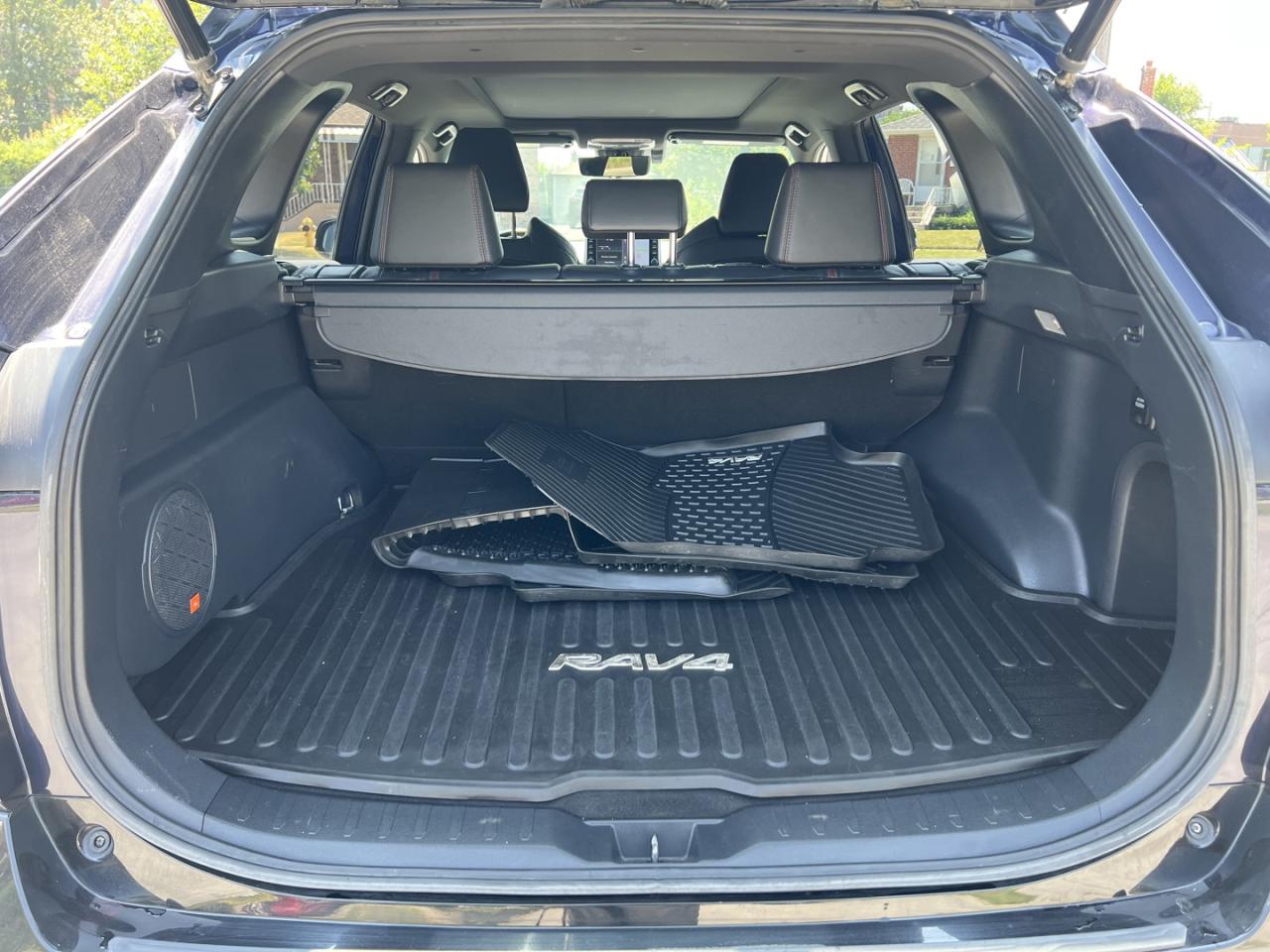 2021 Toyota RAV4 Prime XSE AWD - Photo #10