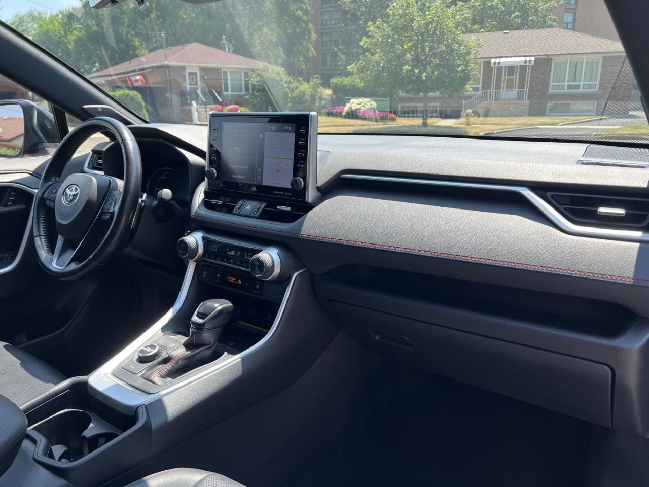 2021 Toyota RAV4 Prime XSE AWD - Photo #12