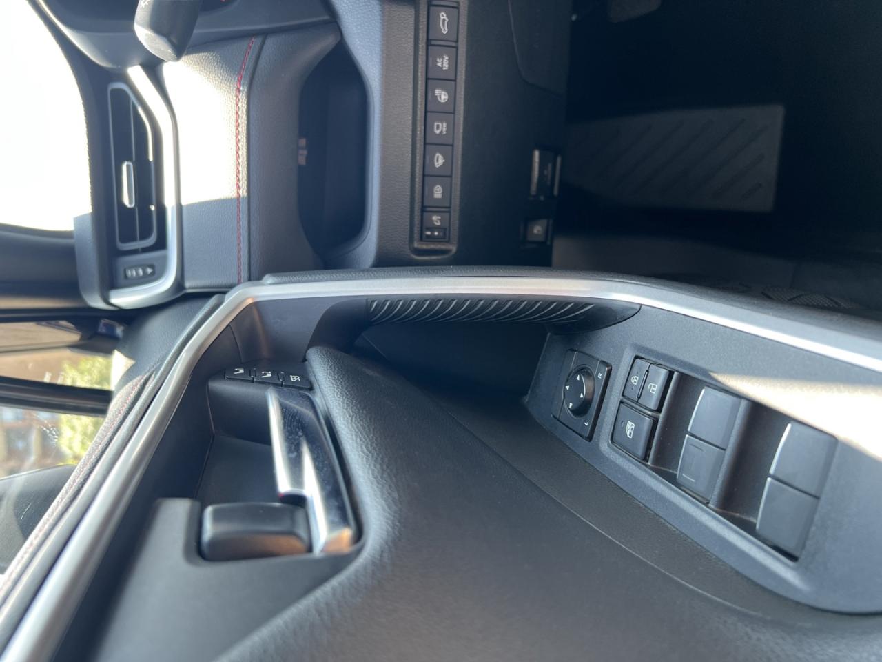 2021 Toyota RAV4 Prime XSE AWD - Photo #28