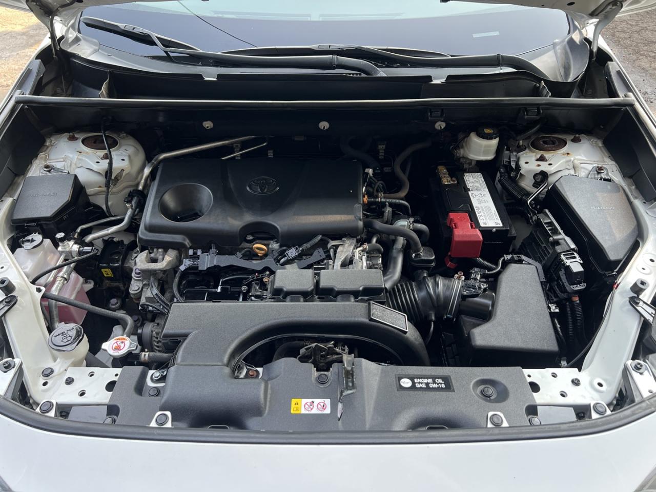 2020 Toyota RAV4 XLE AWD - Photo #8