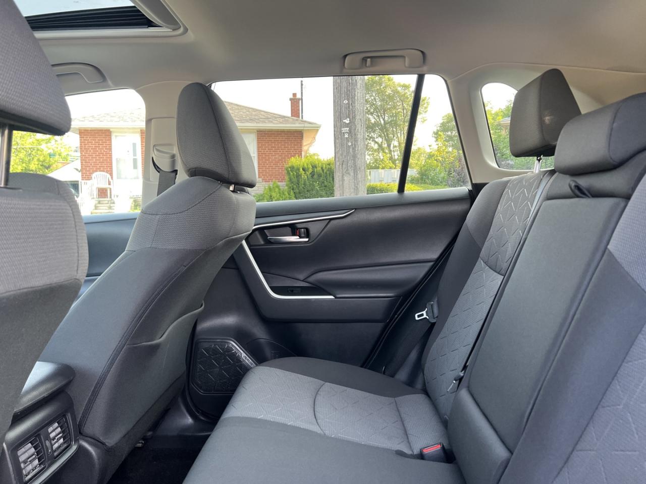 2020 Toyota RAV4 XLE AWD - Photo #13