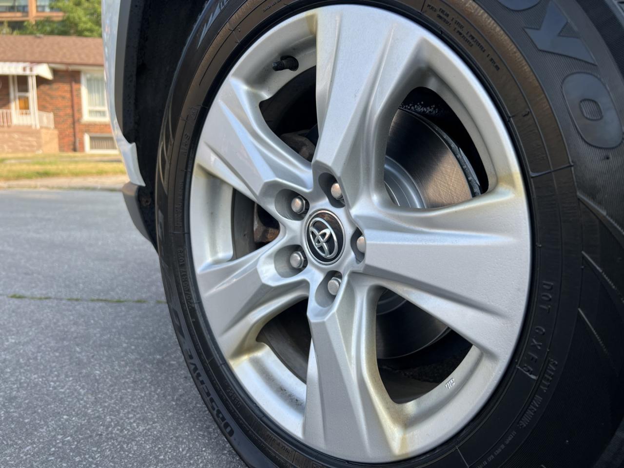 2020 Toyota RAV4 XLE AWD - Photo #26