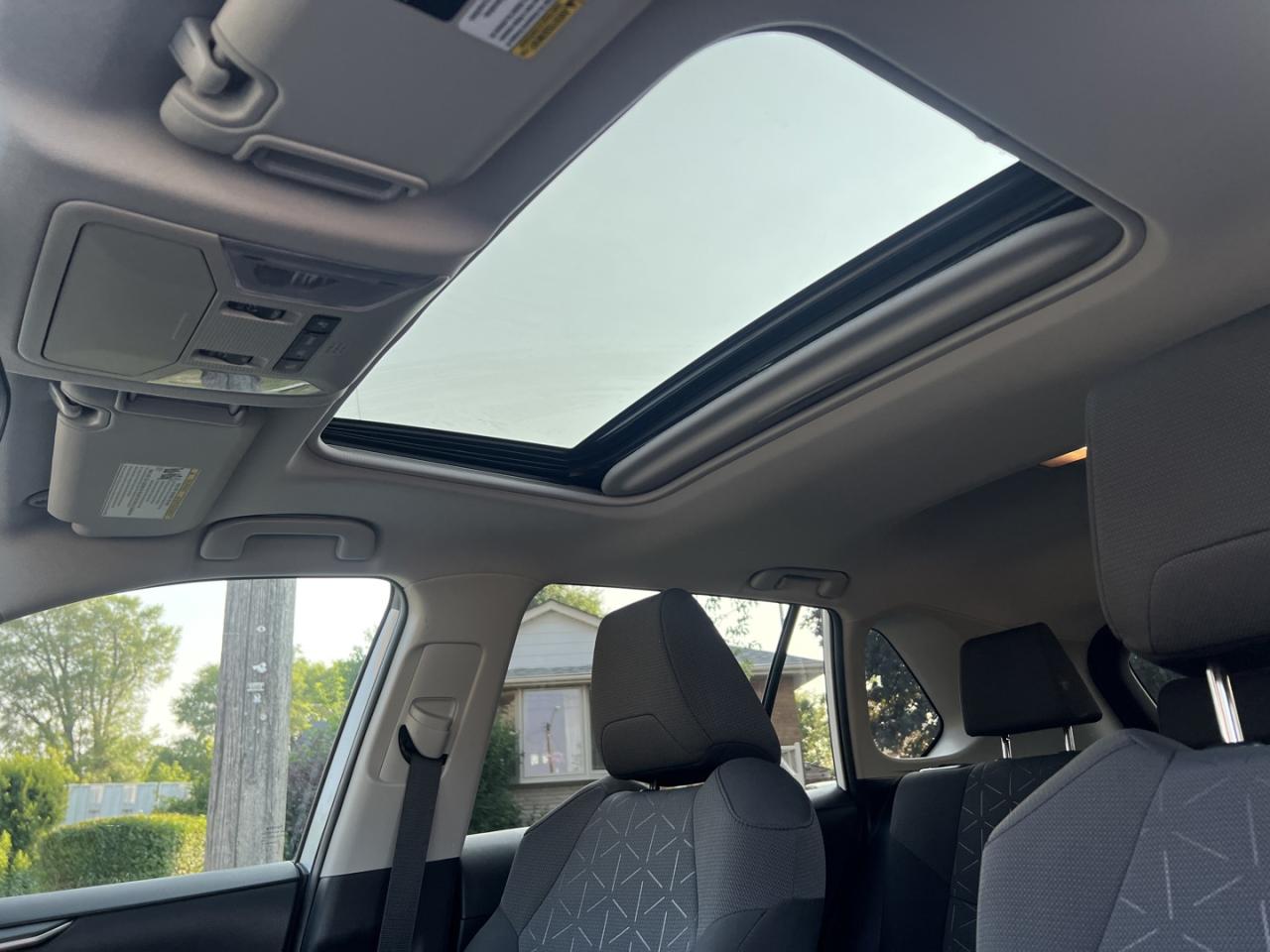 2020 Toyota RAV4 XLE AWD - Photo #27