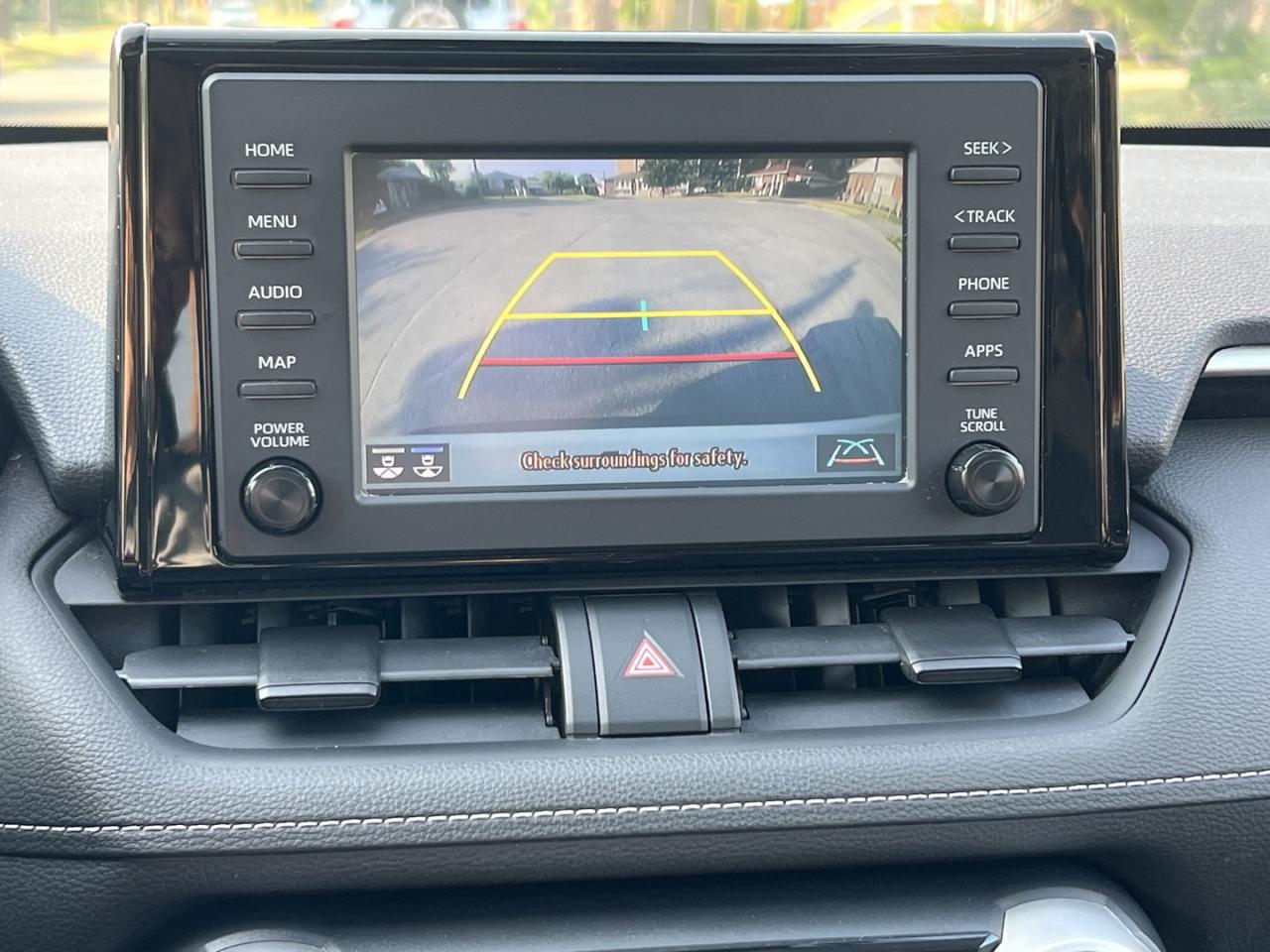2020 Toyota RAV4 XLE AWD - Photo #28
