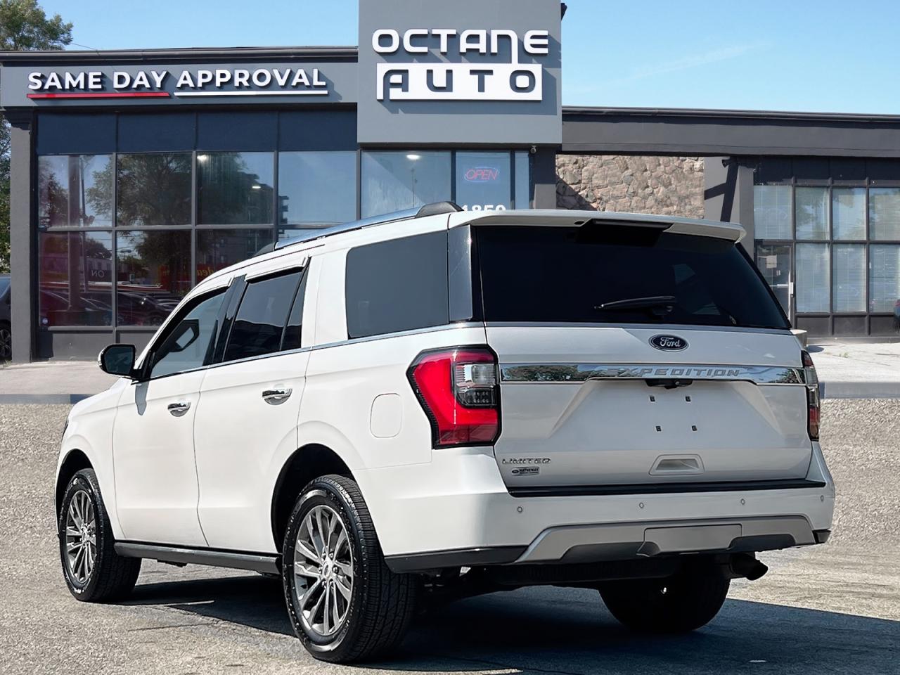 2018 Ford Expedition Limited 4WD - Photo #4