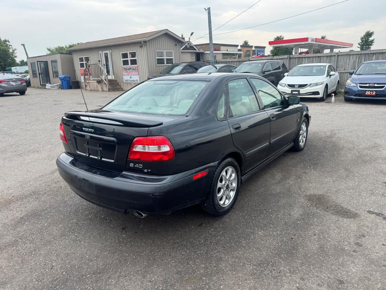 2001 Volvo S40  - Photo #5