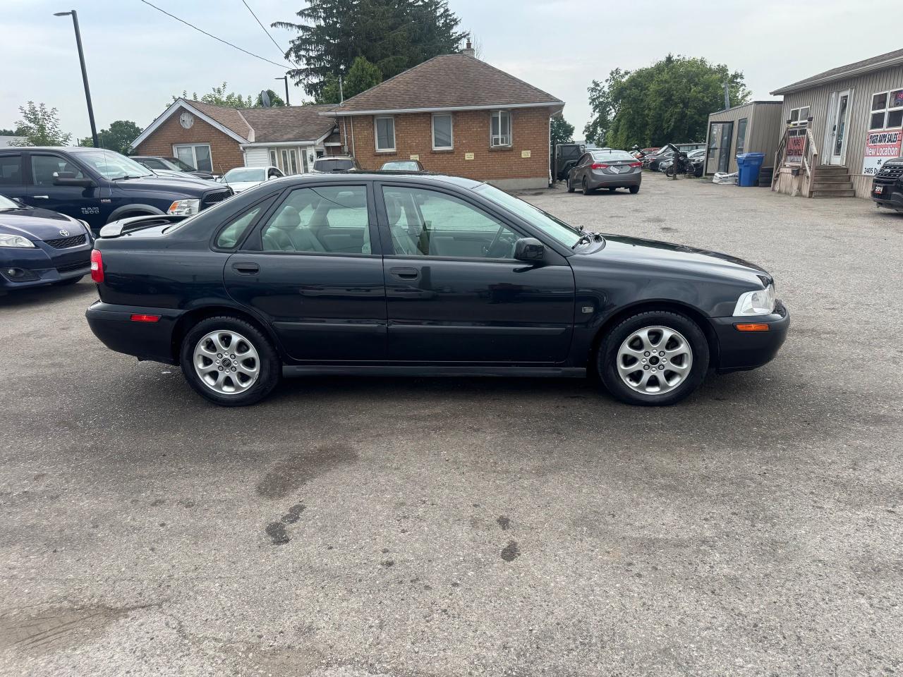 2001 Volvo S40  - Photo #6