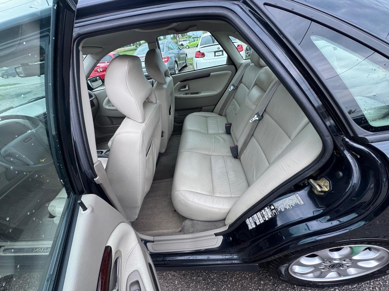 2001 Volvo S40  - Photo #12