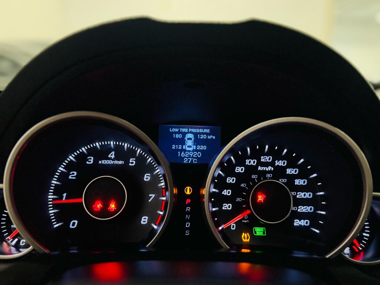 2014 Acura TL 4dr Sdn Auto SH-AWD A-Spec - Photo #10