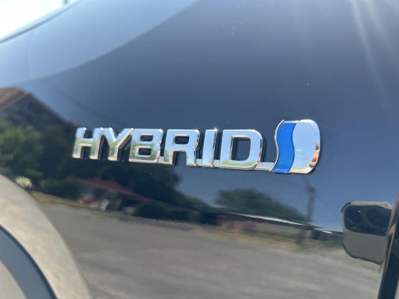 2021 Toyota RAV4 Hybrid LE AWD - Photo #8