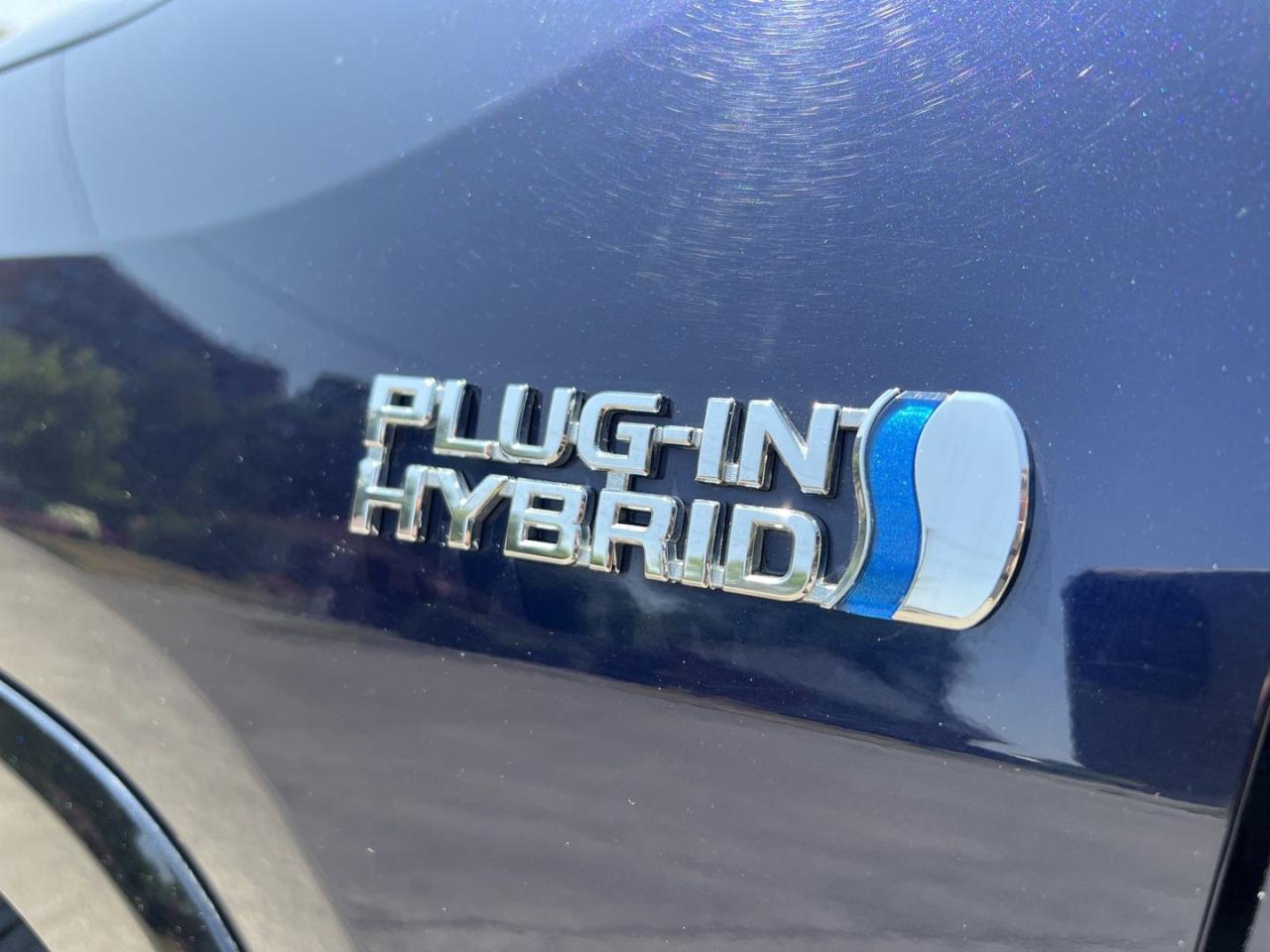2021 Toyota RAV4 Prime XSE AWD - Photo #8