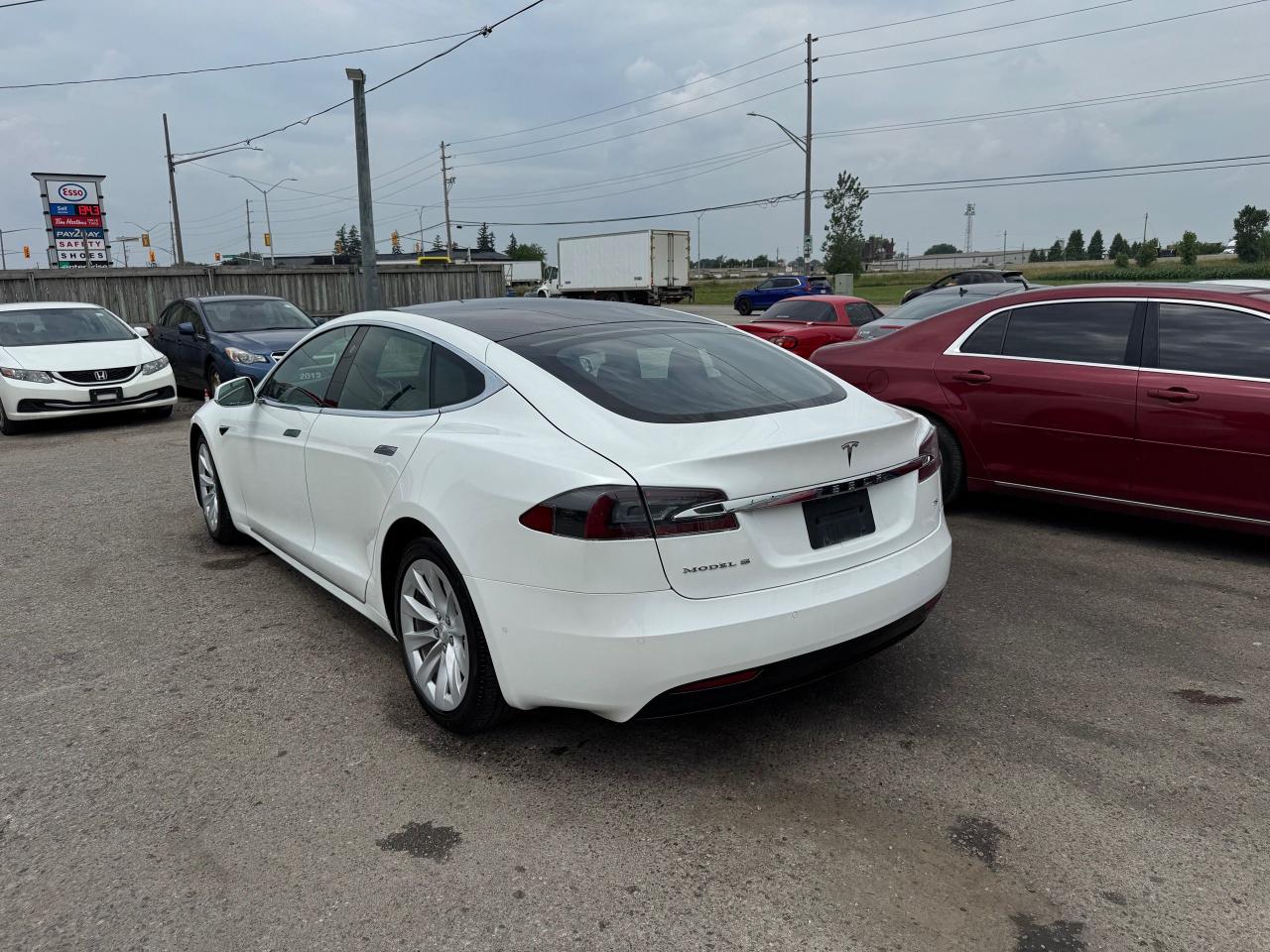 2017 Tesla Model S 75 - Photo #3