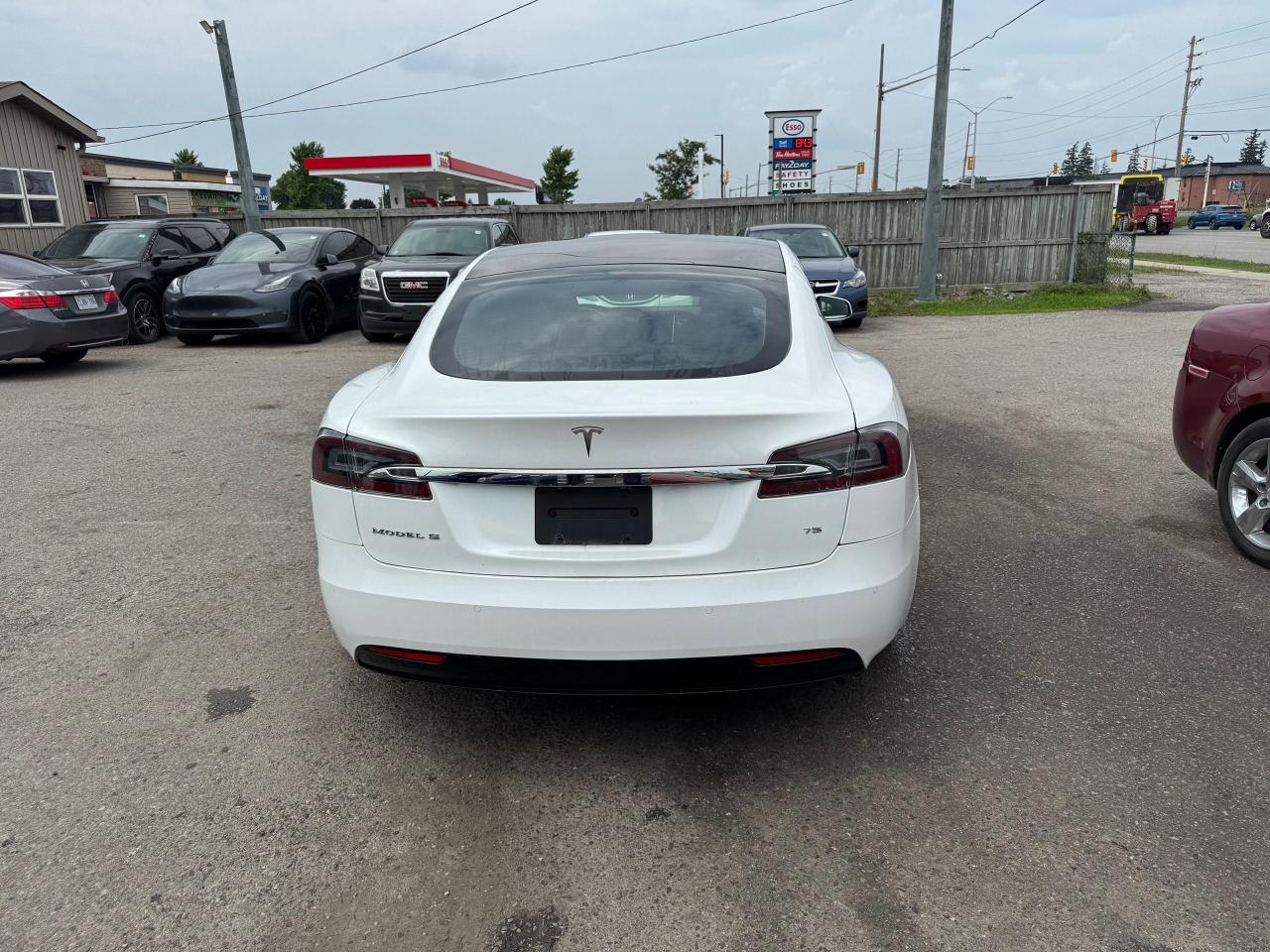 2017 Tesla Model S 75 - Photo #4