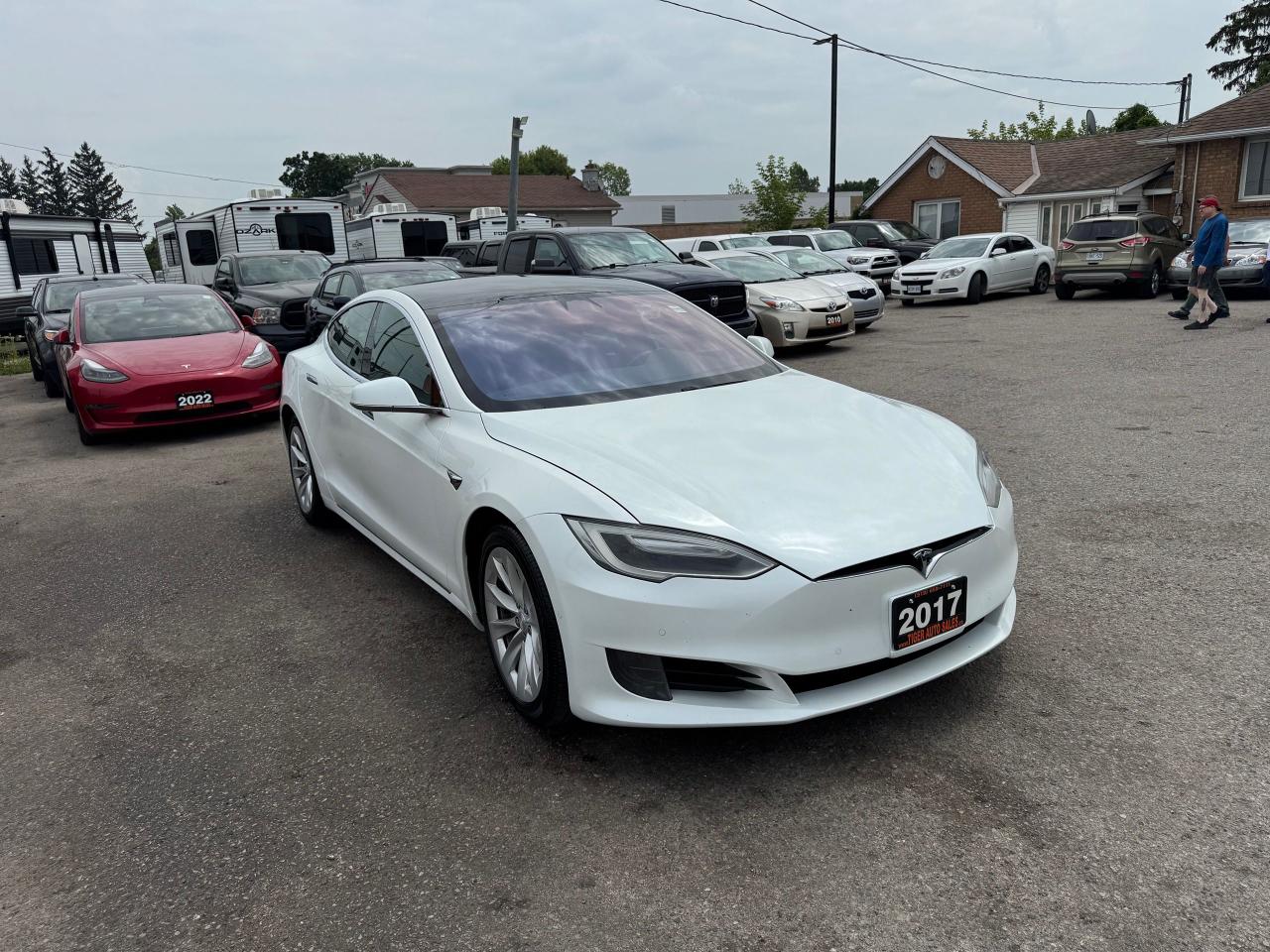 2017 Tesla Model S 75 - Photo #7
