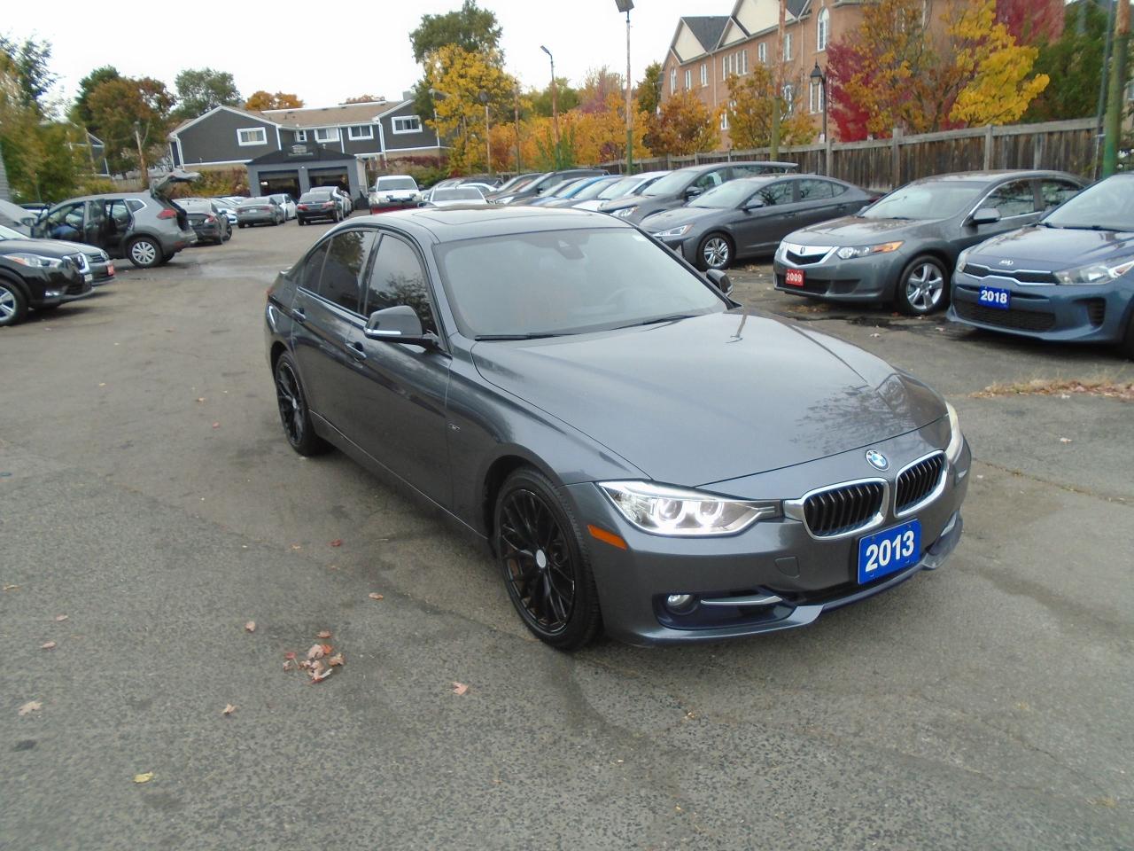 2013 BMW 3 Series 328 X DRIVE/ SPORT PACKAGE/ LOADED / AWD/ SUNROOF - Photo #3