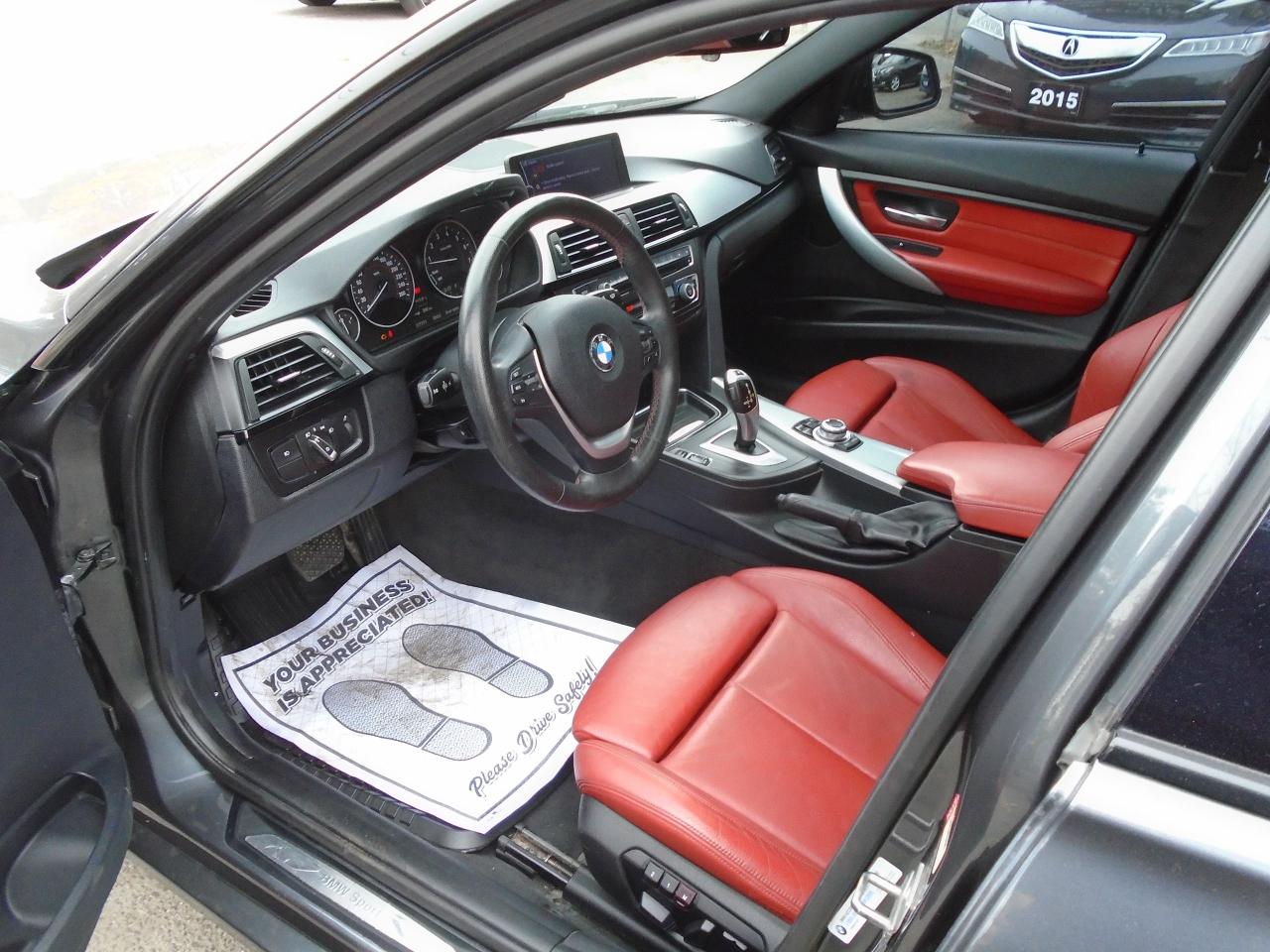 2013 BMW 3 Series 328 X DRIVE/ SPORT PACKAGE/ LOADED / AWD/ SUNROOF - Photo #9