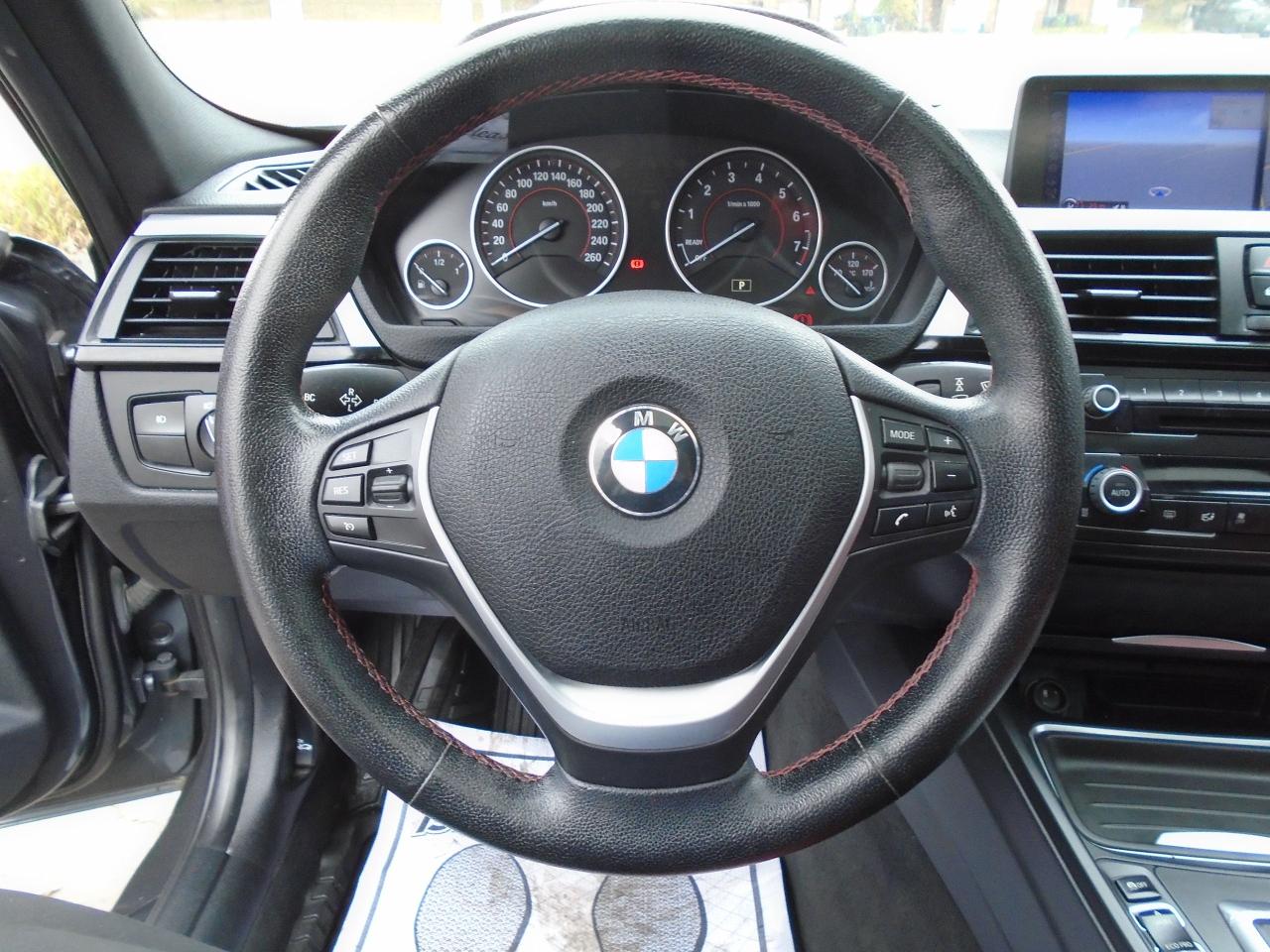 2013 BMW 3 Series 328 X DRIVE/ SPORT PACKAGE/ LOADED / AWD/ SUNROOF - Photo #20