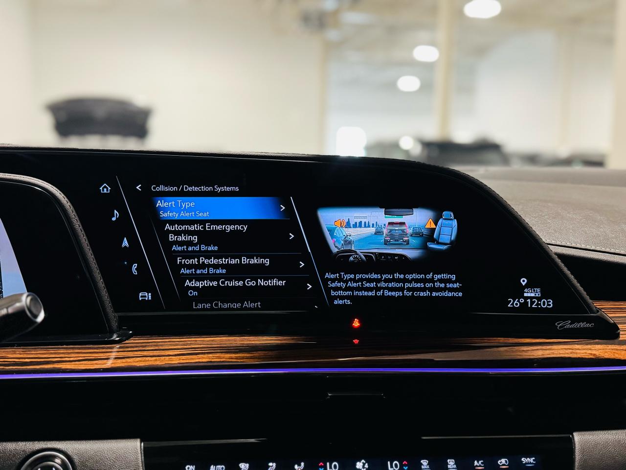 2023 Cadillac Escalade 4WD Premium Luxury - Photo #24