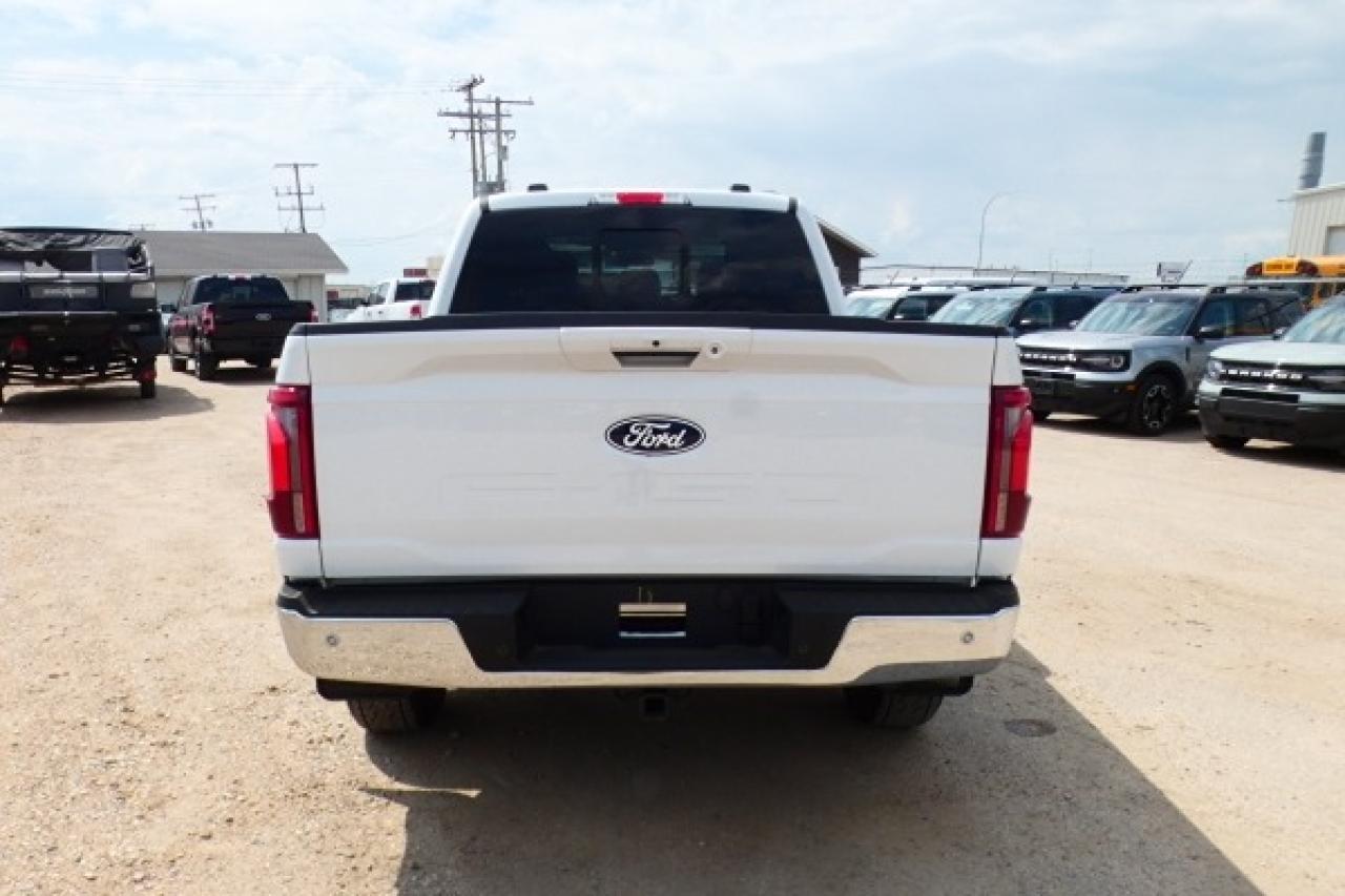 2024 Ford F-150 LARIAT w/H&C Leather, NAV, BUC - Photo #7