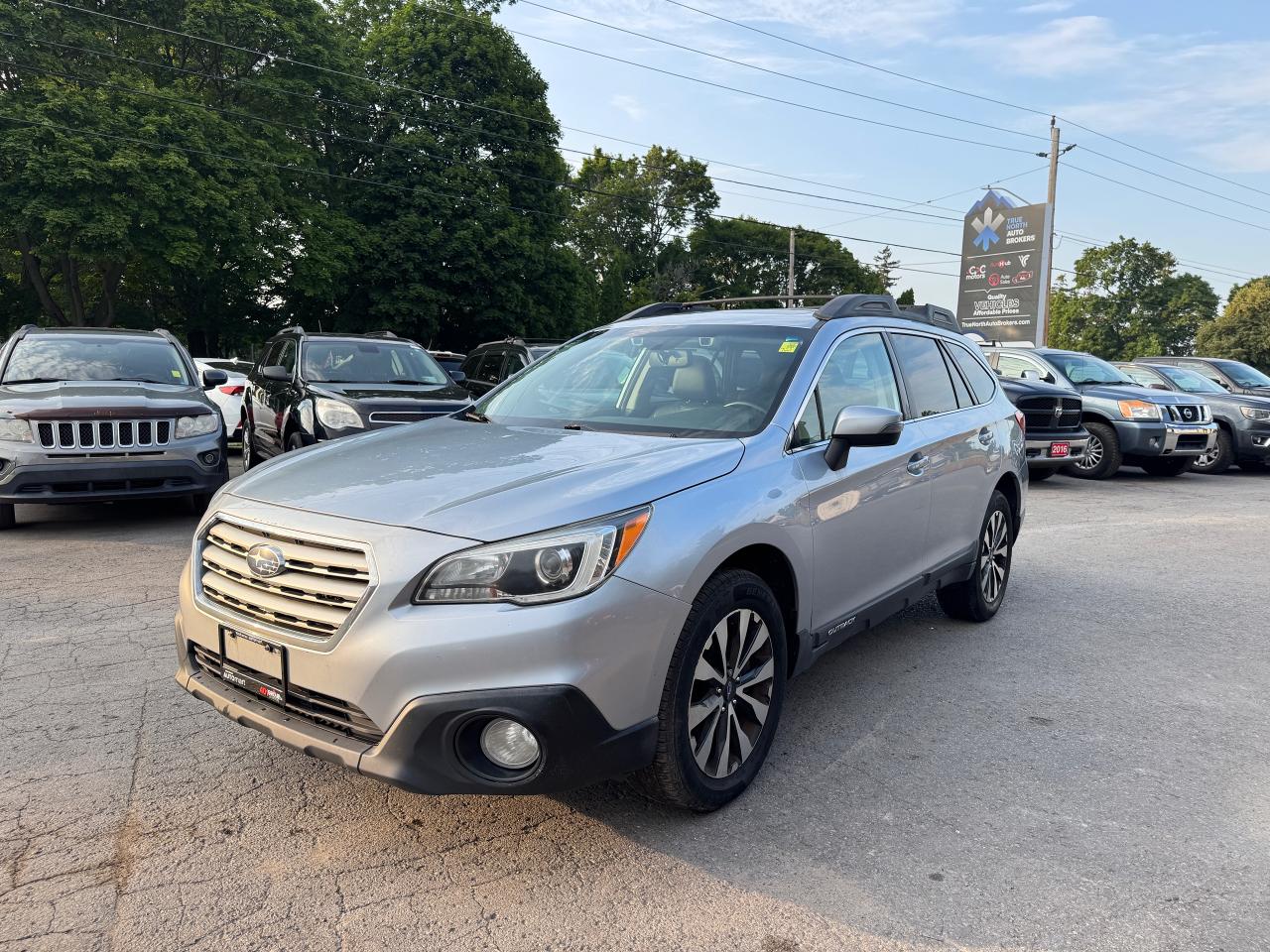 2015 Subaru Outback 2.5i w/Limited & Tech Pkg - Photo #3