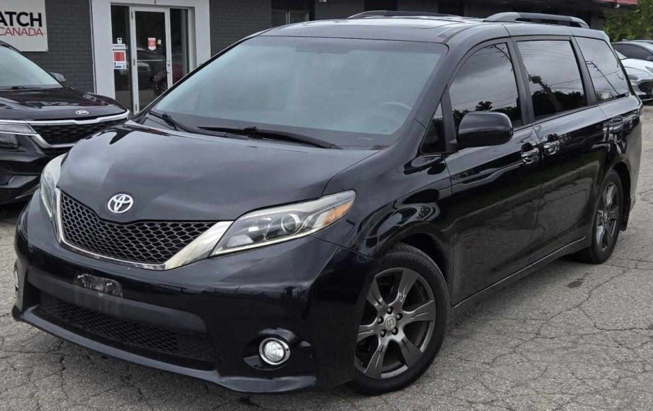 Used 2017 Toyota Sienna SE / NO ACCIDENTS/ 7 SEATER / LEATHER / ROOF / NAV for sale in Cambridge, ON