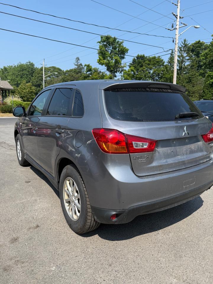 2015 Mitsubishi RVR SE - Photo #5