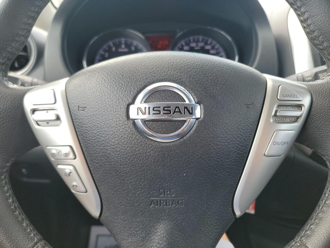 2014 Nissan Versa Note SV - Photo #15