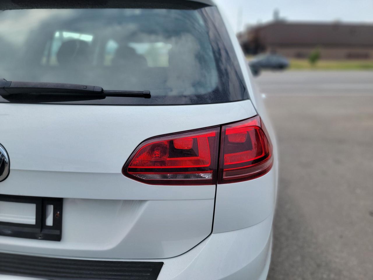 2017 Volkswagen Golf SportWagen Comfortline - Photo #7