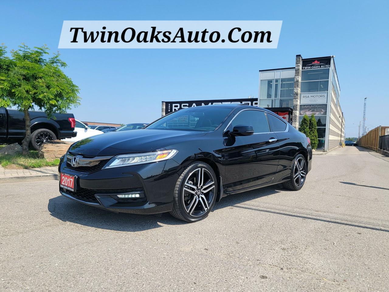 Used 2017 Honda Accord Touring for sale in Oakville, ON