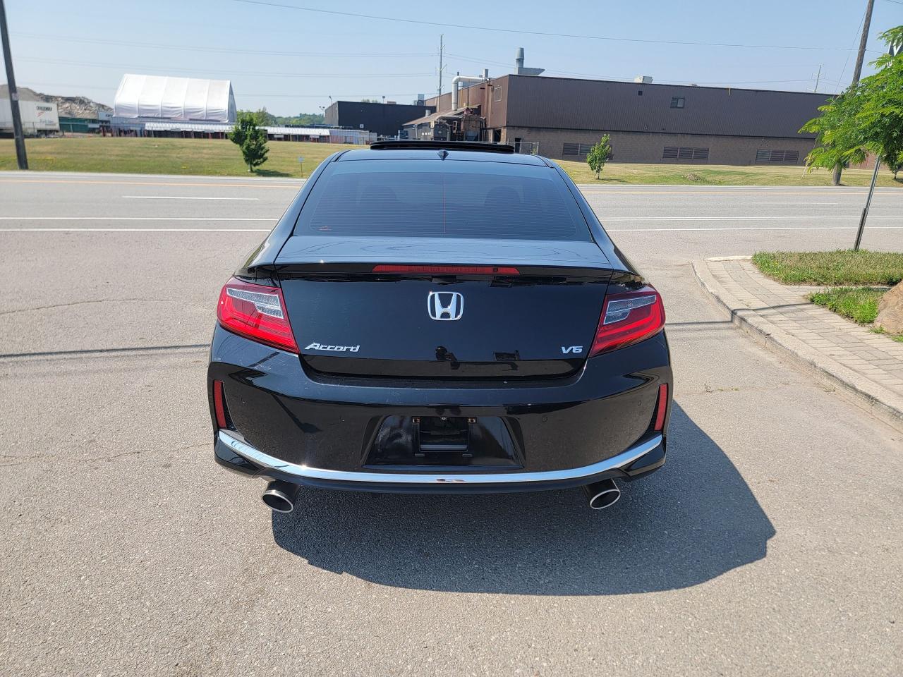 2017 Honda Accord Touring - Photo #6