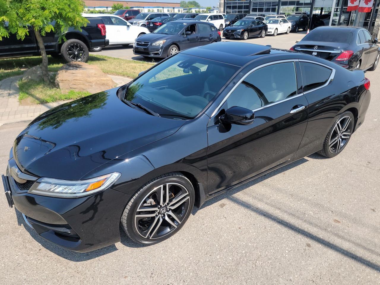 2017 Honda Accord Touring - Photo #9
