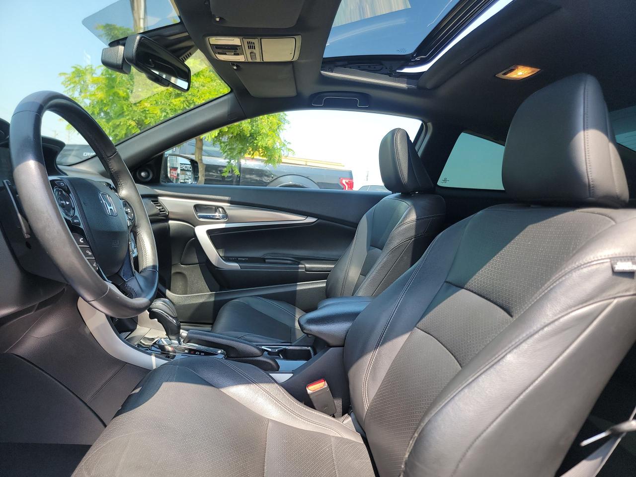 2017 Honda Accord Touring - Photo #11
