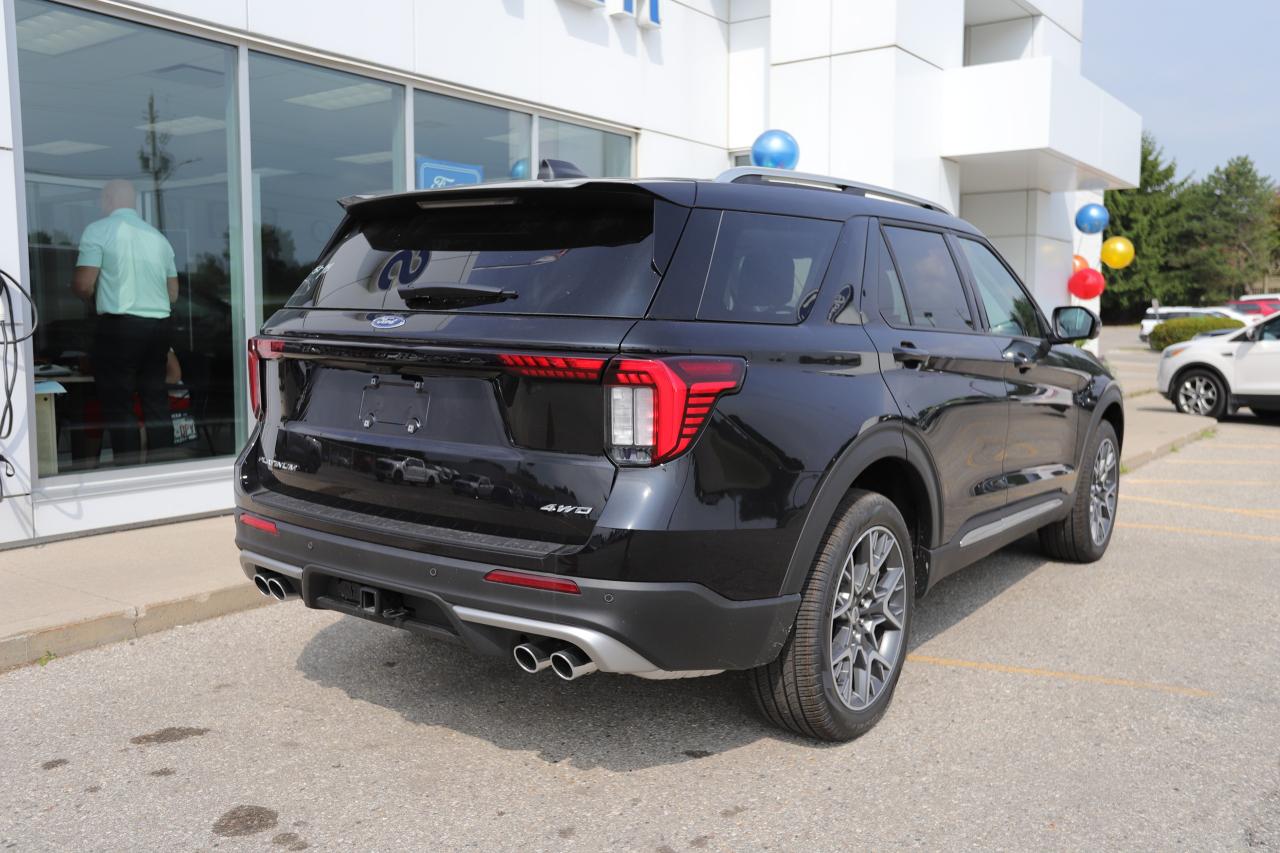2025 Ford Explorer Platinum 4wd Photo