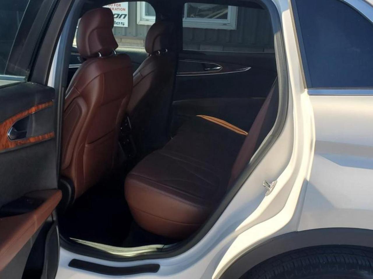 2017 Lincoln MKX AWD 4DR RESERVE - Photo #12