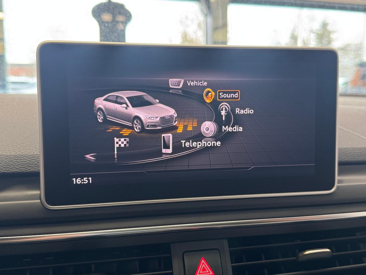 2017 Audi A4 Progressiv S-LINE+GPS+Cooled Leather+Roof+Camera Photo