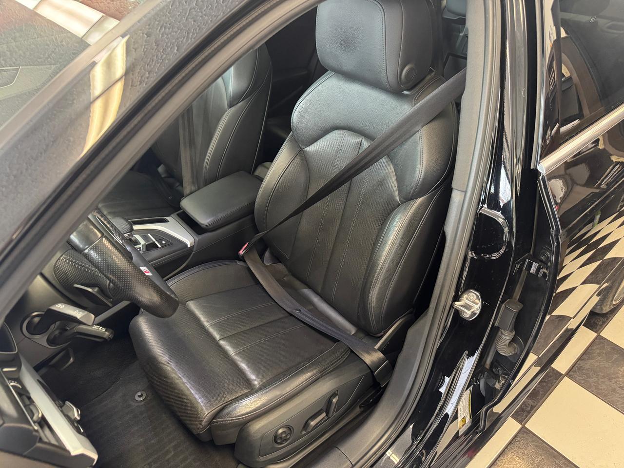 2017 Audi A4 Progressiv S-LINE+GPS+Cooled Leather+Roof+Camera Photo