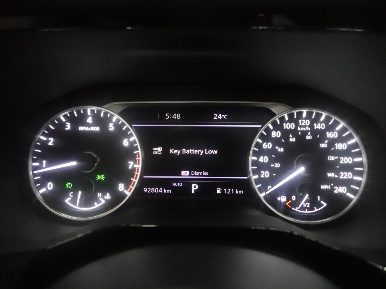 2022 Nissan Pathfinder SL | AWD | 8Pass | Nav | Sunroof | BSM | CarPlay