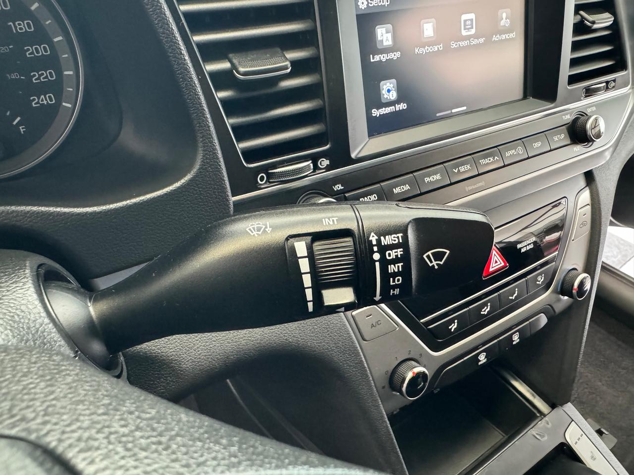 2018 Hyundai Elantra GL Manual+Camera+ApplePlay+Blind Spot+CLEAN CARFAX Photo