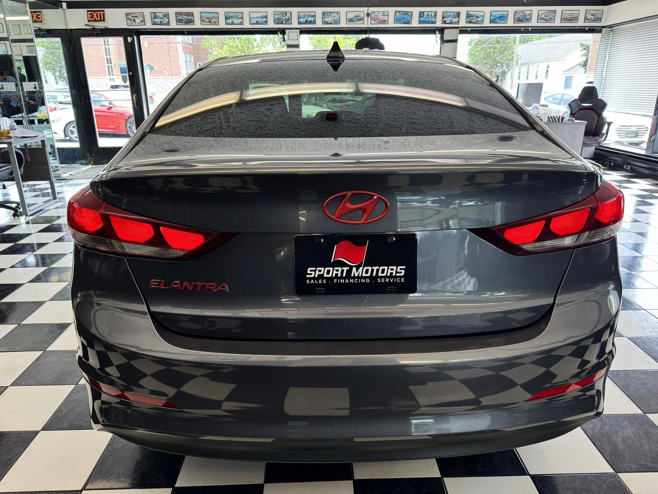 2018 Hyundai Elantra GL Manual+Camera+ApplePlay+Blind Spot+CLEAN CARFAX Photo